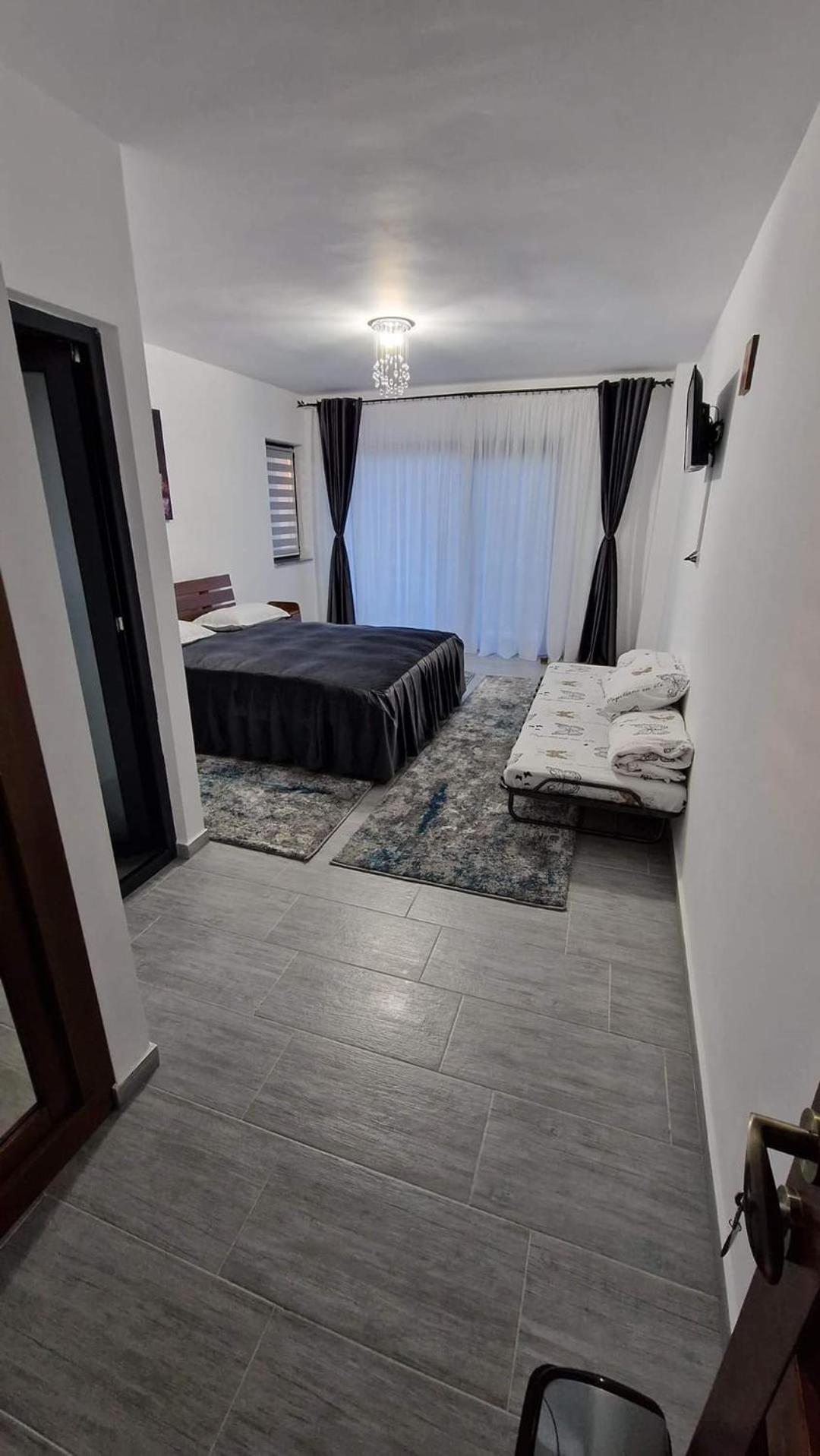 Casa De Vacanta Larisa โนวาชิ-สเตรยนี ห้อง รูปภาพ